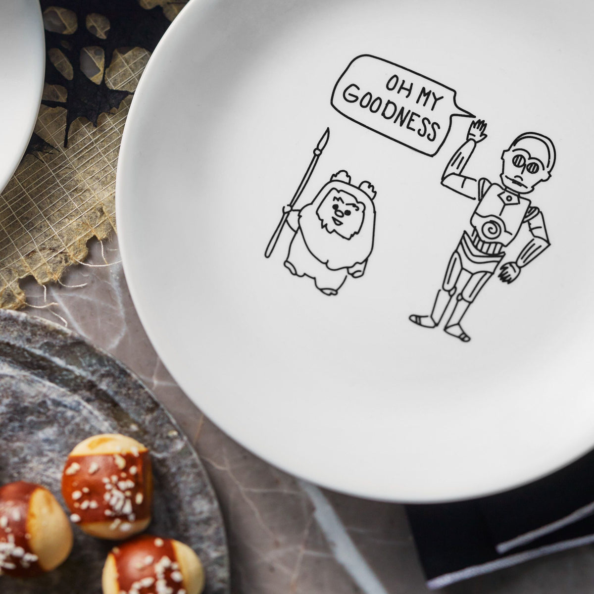 Corelle 6.75 Appetizer Plate Star Wars - Chewbacca –